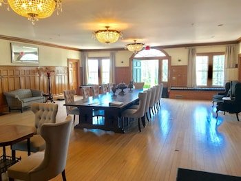 Windsor Mansion Inn