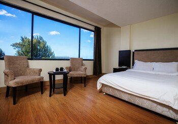 Gold Beach Hotel