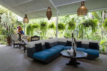 Hotel Tortuguero Beachfront