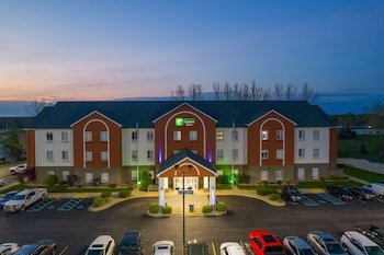 Holiday Inn Express Hotel & Suites Bedford