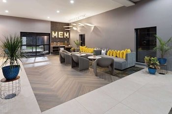 La Quinta Inn & Suites by Wyndham Memphis I-240