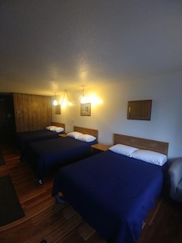 Falls Motel