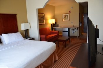 Holiday Inn Express & Suites Amarillo South