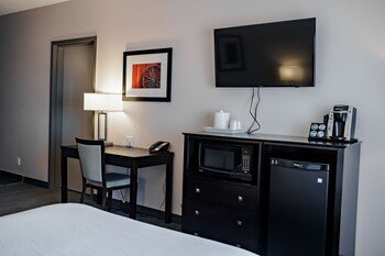 Park Inn by Radisson, Leduc, AB