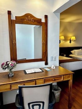 Hotel De Mendoza