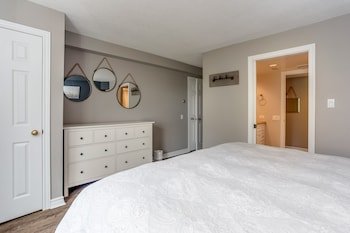 The Lodges at Blue Mountain - Sierra Lane Condos