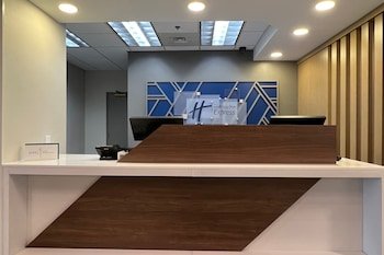 Holiday Inn Express Harrisburg NE