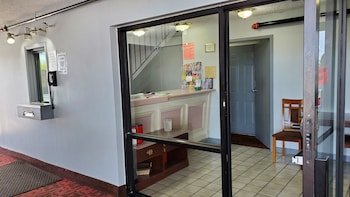 Starway Inn