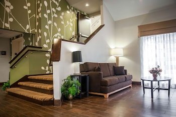 Sleep Inn & Suites