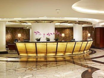 él Royale Hotel Bandung
