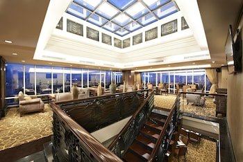 él Royale Hotel Bandung