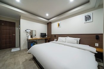 Hotel Yaja Jecheon Station