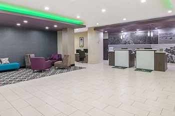 La Quinta Inn & Suites by Wyndham Weatherford OK