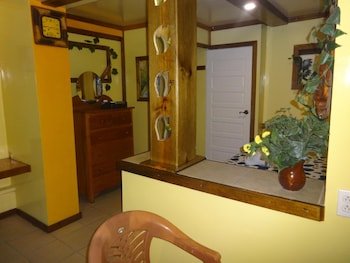 Cocopele Inn