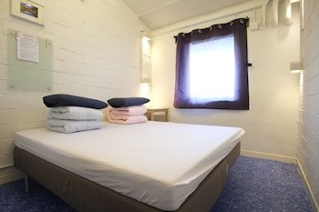 Jockey Club Mt. Davis Youth Hostel