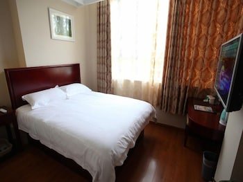 GreenTree Inn Nantong Tongzhou District Pingchao Bus Station Express Hotel