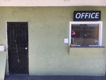 Town House Motel