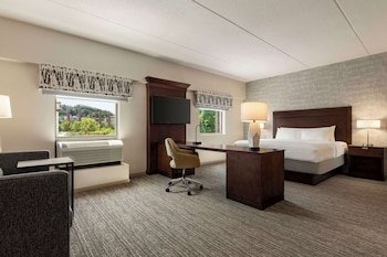 Hampton Inn & Suites Pittsburgh Waterfront West Homestead