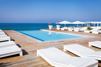 Le Grand Hotel De La Plage
