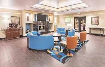 La Quinta Inn & Suites by Wyndham Houston Hobby Airport