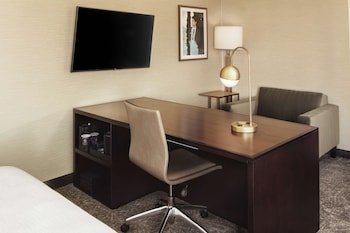 Embassy Suites Tysons Corner