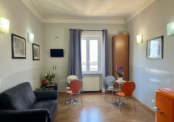 Bon Ton Suite