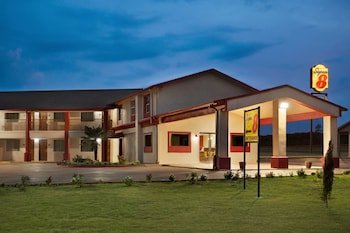 Super 8 by Wyndham Corsicana