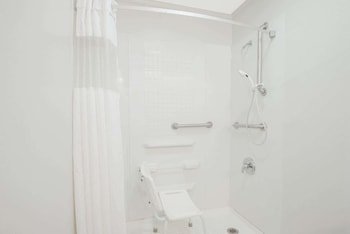 Travelodge by Wyndham Mansfield