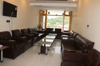 Kachura Inn Hotel