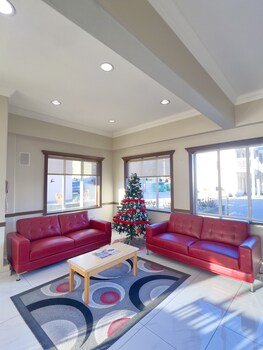 Ramada by Wyndham Quesnel
