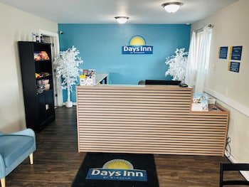Days Inn by Wyndham Wheatland