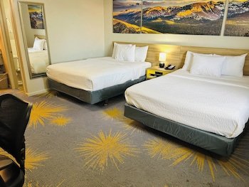 Days Inn by Wyndham Wheatland