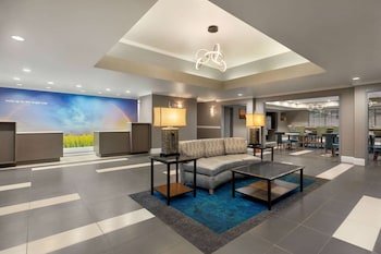 La Quinta Inn & Suites by Wyndham Dublin