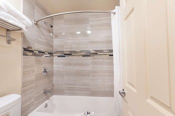 Americas Best Value Inn & Suites Anaheim Convention Center