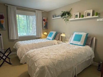 Mt Bakerview Bed And Breakfast