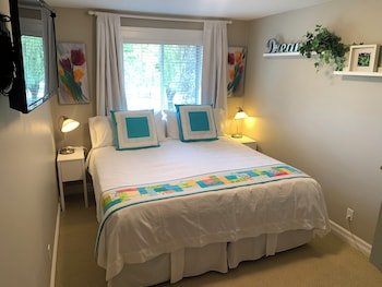 Mt Bakerview Bed And Breakfast