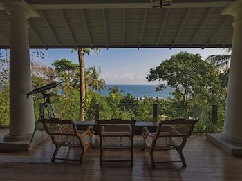 Villa Space