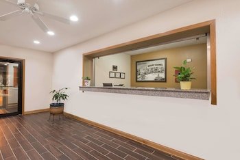Super 8 by Wyndham Mt. Carmel IL