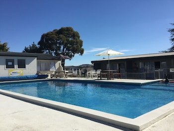 Thornton Lodge Motel