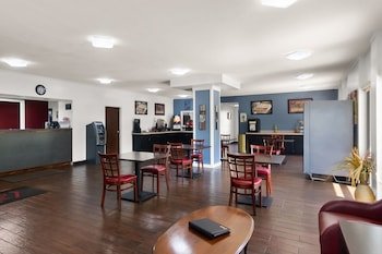 Red Roof Inn Kingsland