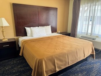 Red Lion Inn & Suites Redding
