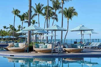 OUTRIGGER Kona Resort & Spa