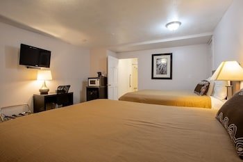 Celilo Inn
