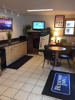 Rodeway Inn