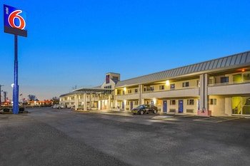 Motel 6 Cleveland Intl. Airport - N. Ridgeville