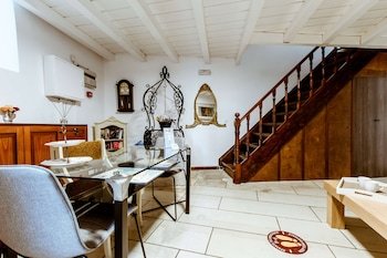 Bozzali Deluxe Hotel