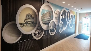 Commander Hotel