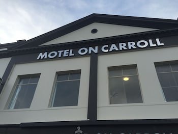 Motel On Carroll
