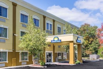 Days Inn by Wyndham Budd Lake