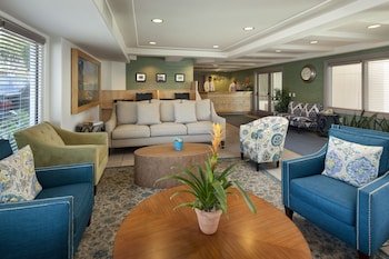 Sandpiper Lodge